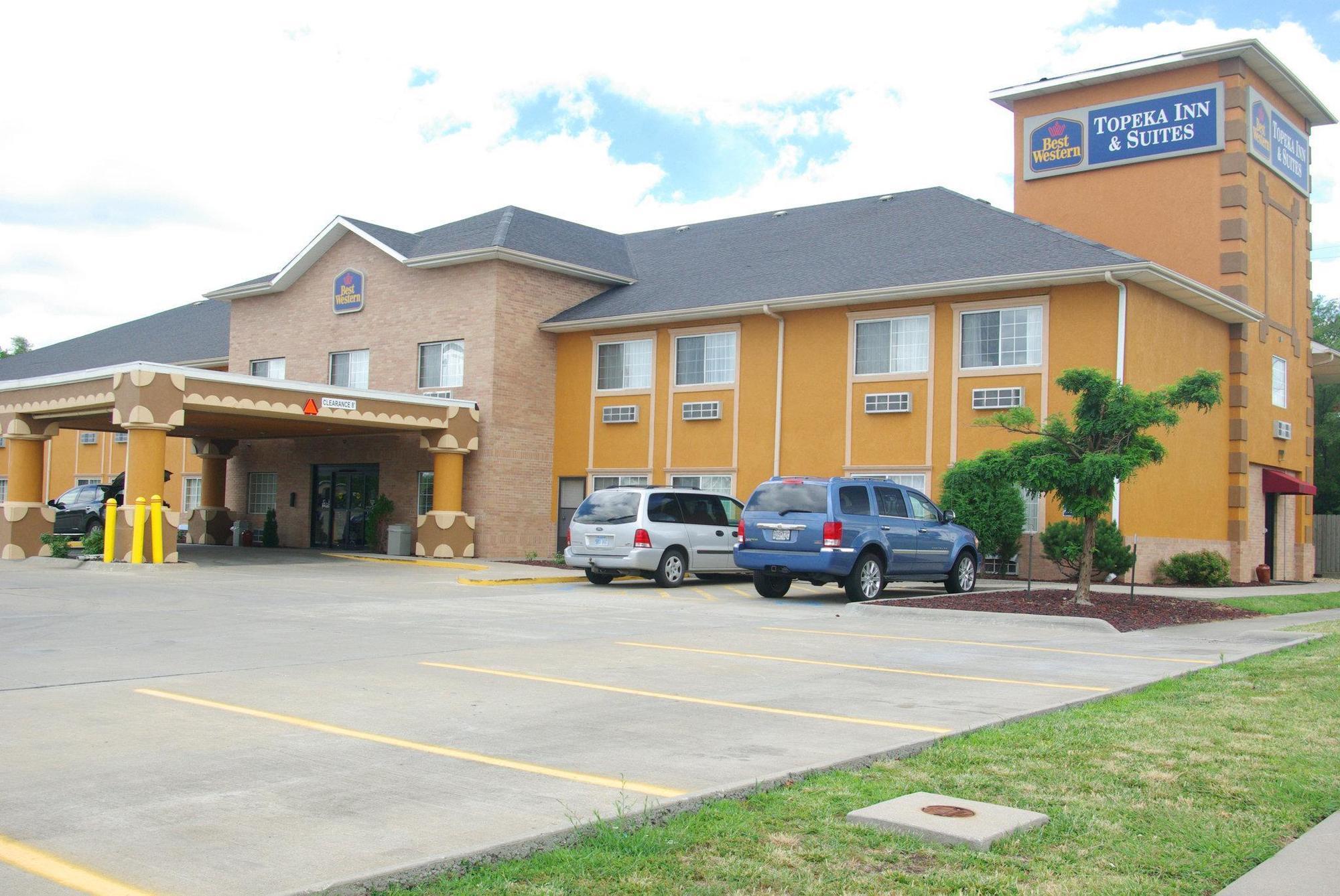Surestay Plus Hotel By Best Western Topeka Bagian luar foto