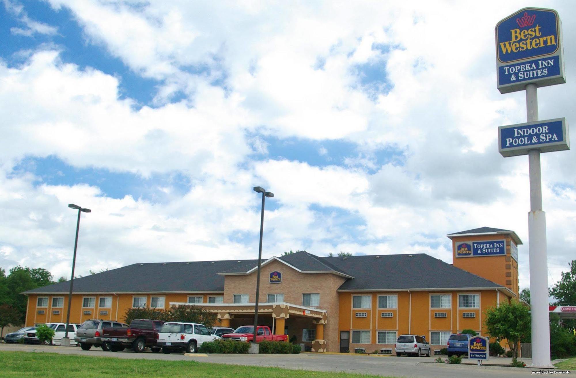 Surestay Plus Hotel By Best Western Topeka Bagian luar foto